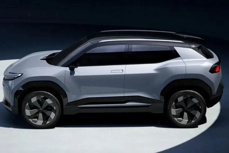 Dựa trên những hình ảnh được công bố, Toyota Urban Crossover sở hữu thiết kế khá giống với mẫu concept Suzuki eVX ra mắt hồi đầu năm 2023. Theo thông tin từ hãng xe Nhật, Urban Crossover sẽ có 2 tùy chọn pin với bản cao cho tầm vận hành 400 km. Dẫn động có 2 tùy chọn đơn và 2 cầu.