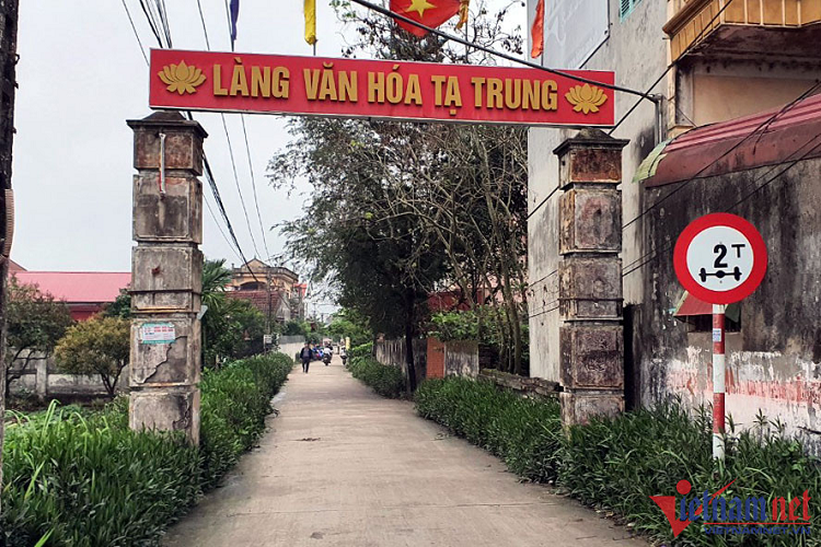 Nghi pham sat hai ong ba ngoai o Hung Yen tung nghien game