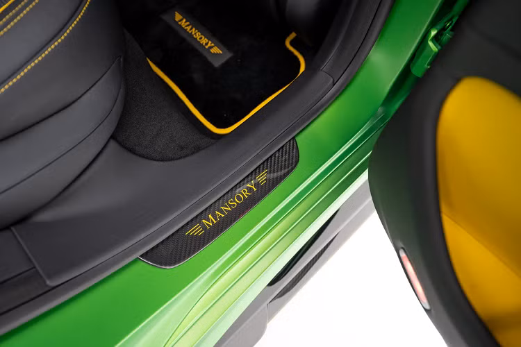 Với chiếc Mercedes-AMG GT 63 S E Performance bản hybrid trong bài viết này, MANSORY đã trình làng gói nâng cấp hiệu suất cao đầy ấn tượng và biến chiếc xe trở nên độc đáo, mạnh mẽ nhất trong các dòng sản phẩm hiệu năng cao của Mercedes-AMG.