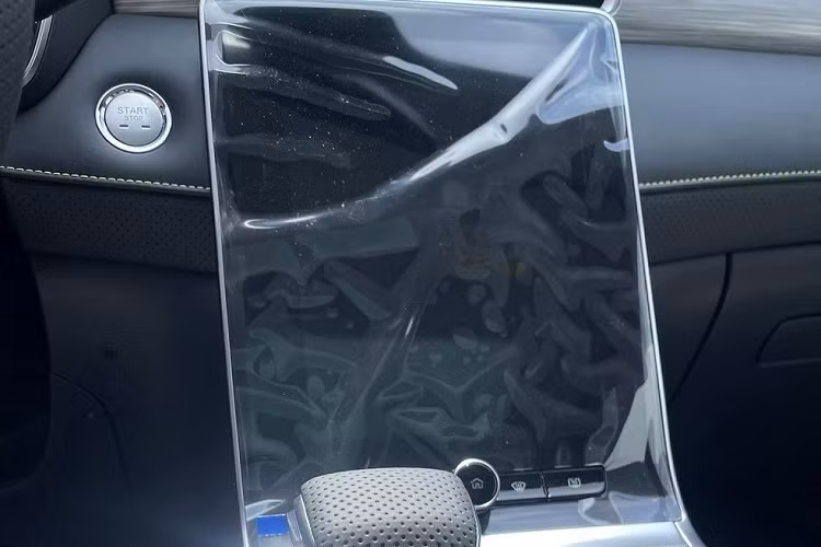 Tuy nhiên, trang bị an toàn của MG RX5 tại Việt Nam dự kiến sẽ khá cơ bản. Ngay cả ở thị trường nước ngoài, xe cũng không có những tính năng an toàn chủ động ADAS.