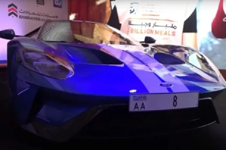 Được biết, Balvinder Sahni - ông trùm bất động sản nổi tiếng tại quốc gia dầu mỏ đã quyết định chi 9,5 triệu USD (231 tỷ đồng) để tậu chiếc siêu biển AA8.