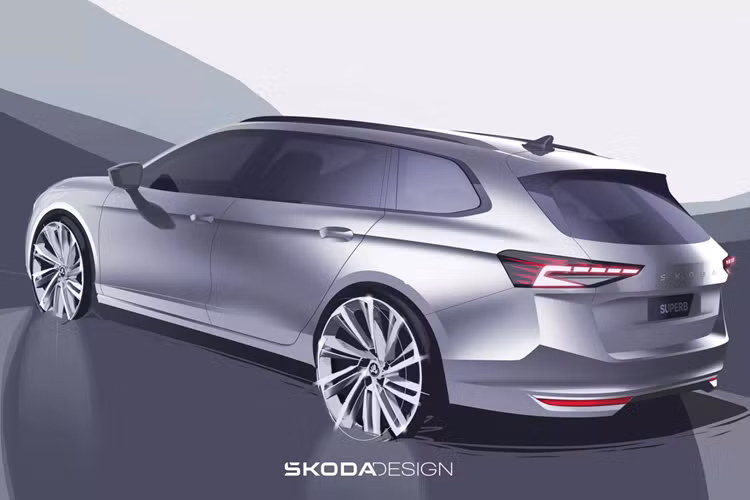 Điểm nhấn của Skoda Superb 2024 mới nằm ở lưới tản nhiệt lớn hơn, cụm đèn pha LED ma trận mới với thiết kế thanh mảnh hơn và đèn hậu LED có hiệu ứng pha lê, tạo cảm giác cao cấp hơn. Trên cản trước là khe gió trải dài, trang trí bằng nẹp mạ crôm khiến phần đầu xe như rộng hơn.
