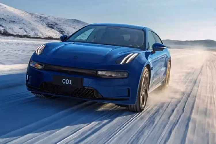 Loại pin này có thể được sạc ở mức tối đa 150 kW, điều đó có nghĩa là pin có thể được sạc chỉ trong 30 phút. Zeekr X sẽ ra mắt công chúng tại Triển lãm ô tô Thượng Hải 2023 vào tháng 4, sau đó sẽ tung ra thị trường xe hơi Trung Quốc vào đầu Quý 2 trước khi được xuất khẩu sang châu Âu.