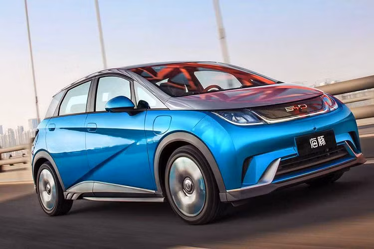 Với sự xuất khẩu ấn tượng của Dolphin, ngày mà hãng xe BYD sẽ sớm mở đại bản doanh đầu tiên ở Việt Nam để giới thiệu với các khách hàng nước ta mẫu xe "cá heo" thú vị, cùng nhiều anh em khác của mình sẽ không còn xa.