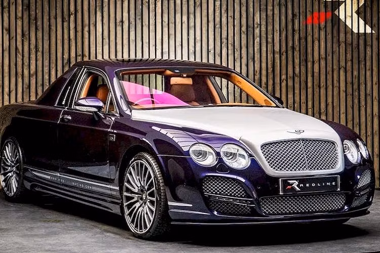 Bản độ Bentley Continental Flying Spur bán tải này được thực hiện bởi công ty DC Customs có trụ sở ở Anh, dựa trên nguyên mẫu một chiếc Bentley Continental Flying Spur đời 2005. 
