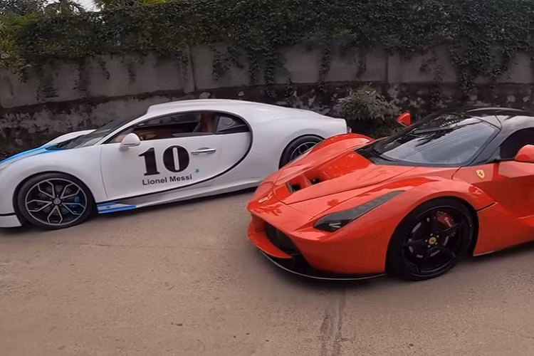 Nhưng hiện tại, có lẽ họ đang rất hạnh phúc khi tạo ra được 1 sản phẩm xe Ferrari LaFerrari rất hoàn chỉnh ở ngoại thất nhưng sẽ chỉ để trong garage ngắm, không được phép mang ra đường chạy vì sẽ vi phạm luật an toàn giao thông.