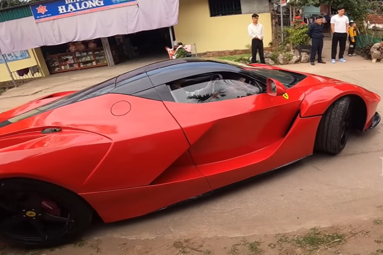 Hiện chưa rõ sau 2 bom tấn chế tạo Bugatti Chiron và Ferrari LaFerrari này, nhóm bạn trẻ mê chế xe ở Quảng Ninh có tiếp tục thực hiện thử thách với các sản phẩm khác hay không