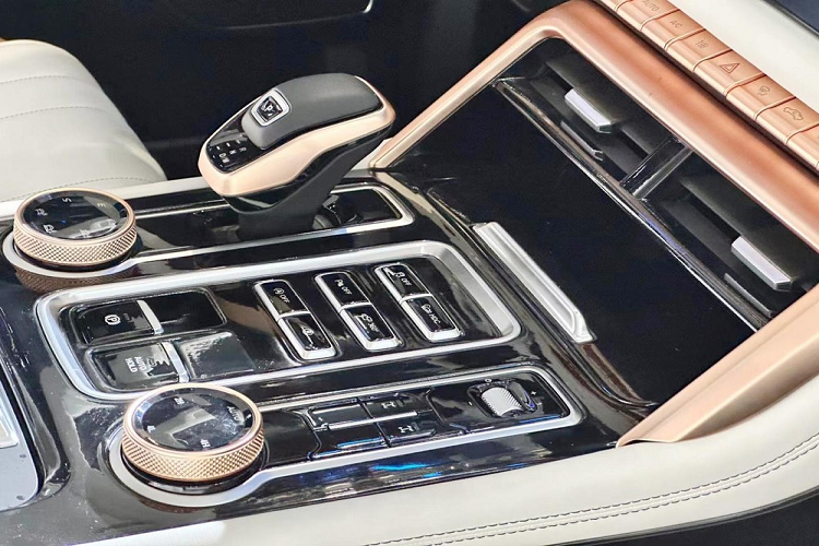 Trong tương lai, xe bán tải dòng Mars cũng sẽ được trang bị hệ thống hybrid DHT và một mẫu xe có dung lượng pin 100 kWh.