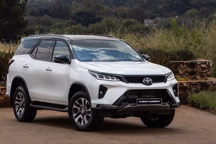 Có lẽ, trong khoảng một thập kỷ tới, dòng xe này cũng sẽ sớm bị “soán ngôi”. Trên thực tế, dân số ngày càng đông đúc, các đô thị cũng ngày một chật hẹp do có một lượng lớn phương tiện đổ về.