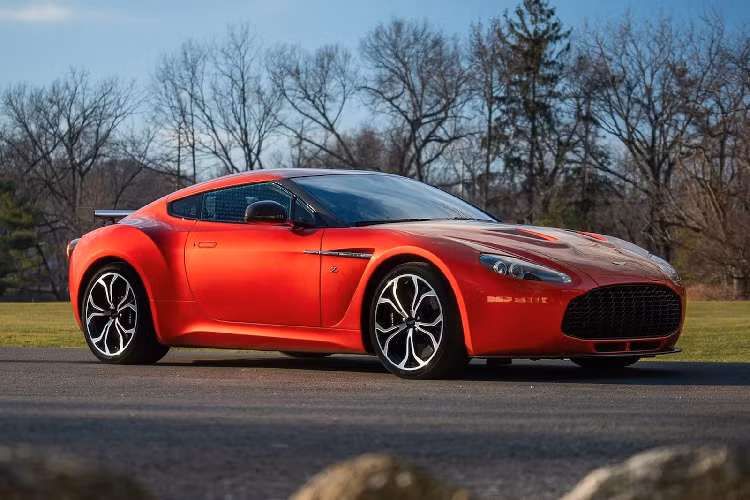 Với thiết kế là sự kết hợp giữa Aston Martin và Zagato, ban đầu dự định sẽ sản xuất 150 chiếc, nhưng rốt cuộc chỉ có 61 chiếc được ra đời. V12 Zagato đã gây ấn tượng mạnh khi giành được chiếc cúp Concorso d'Eleganza danh giá tại Villa d'Este vào năm 2011 và tham gia cuộc đua 24 giờ Nurburgring.