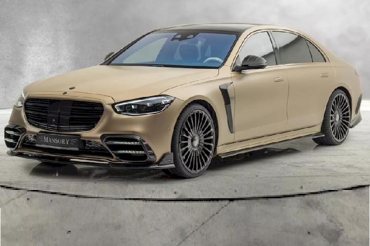 Cách đây vài ngày, Mansory đã thu hút sự chú ý của giới mê xe khi trình làng P9LM EVO 900 – một chiếc xe “cực chất” được phát triển dựa trên Porsche 911 Turbo S. Chưa dừng lại ở đó, hãng độ có trụ sở có tại Brand, Đức lại tiếp tục gây tiếng vang khi trình làng một bản độ mới là Mercedes-Benz S580 màu Kalahari Gold lạ mắt.