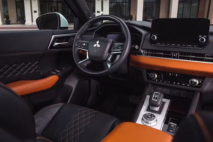 Bản thân động cơ đốt trong có thể tạo ra công suất 133 mã lực kết hợp cùng động cơ điện sẽ tạo ra tổng công suất 286 mã lực.