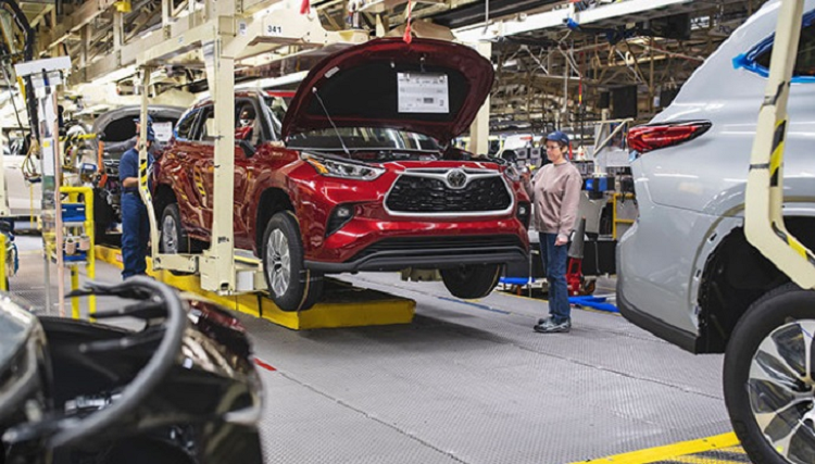 Ly do nao khien 12 nha may lap rap oto Toyota phai dung hoat dong?