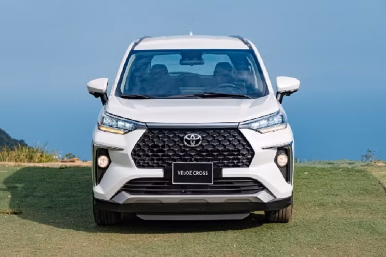 Ở phân khúc xe bán tải, những xe màu be thường có tỷ lệ khấu hao thấp hơn so với những xe màu khác, chỉ 7,9% sau 3 năm sử dụng. Màu sơn này thường được sử dụng trên những phiên bản offroad của một số mẫu xe như Jeep Gladiator và Toyota Tacoma TRD.