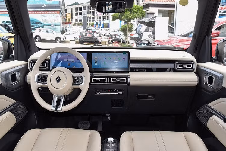 Như vậy, 2 mức giá bán của chiếc xe điện Baojun Yep đã được chia sẻ trong các hội nhóm khiến không ít người bất ngờ, vì nó cao hơn 80 triệu đồng so với giá bán dự kiến trước đó. 