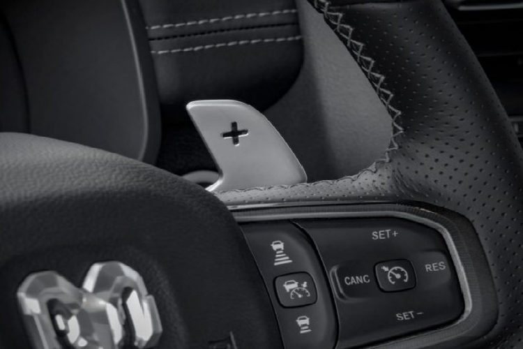 Chi tiết nội thất của RAM 1500 Rebel tại Việt Nam chưa được tiết lộ. Tham khảo tại thị trường Mỹ, xe có danh sách trang bị khá hiện đại với màn hình cảm ứng 12 inch hỗ trợ Apple CarPlay/Android Auto, âm thanh Harman Kardon 19 loa, sạc không dây, ghế tích hợp thông gió và sưởi, chìa khóa có chức năng đề nổ từ xa...