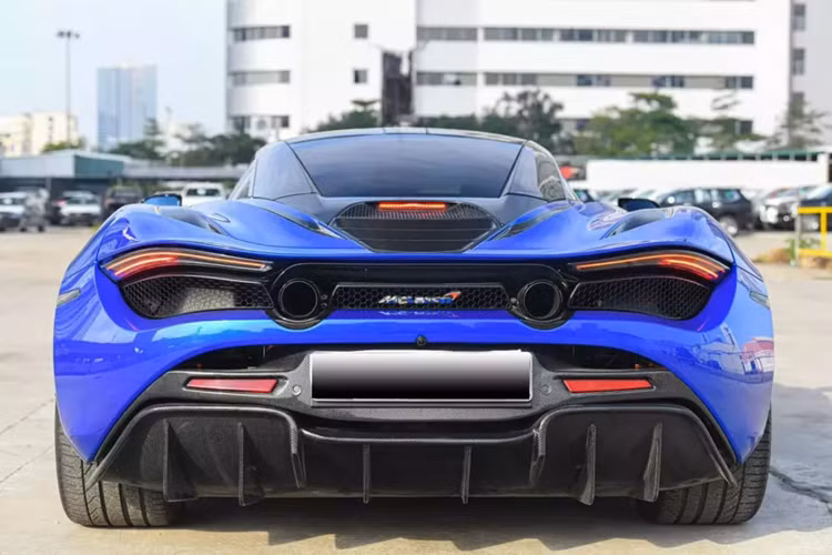 Hiện tại, dòng siêu xe McLaren 720S đã bị khai tử và McLaren 750S sẽ kế nhiệm đó, trong đó, có ít nhất 1 đại gia Việt đã khoe sắm McLaren 750S bản mui trần.
