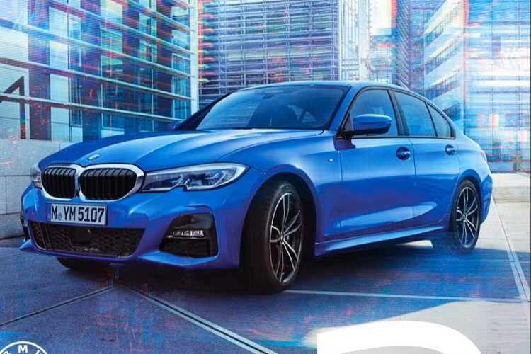 Bộ tứ xe BMW lắp ráp trong nước Vào hồi tháng 12 năm ngoái, tập đoàn BMW đã công bố sẽ kết hợp với THACO để lắp ráp 4 mẫu xe tại Việt Nam, bao gồm 3-Series, 5-Series, X3 và X5. Dự kiến, 4 mẫu xe BMW lắp ráp trong nước này sẽ chính thức trình làng tại Việt Nam sau Tết Nguyên đán. So với xe nhập khẩu, 4 mẫu ô tô BMW lắp ráp trong nước sẽ rẻ hơn rất nhiều.