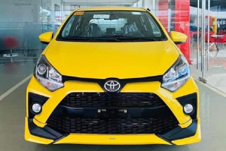  Toyota Wigo 2023 Toyota Wigo chưa bao giờ là mẫu xe bán chạy trong phân khúc xe hạng A tại Việt Nam. Tuy nhiên, Toyota Việt Nam vẫn quyết định đưa Wigo 2023 trở lại Việt Nam với động cơ đáp ứng tiêu chuẩn khí thải Euro 5. Dự kiến, Toyota Wigo 2023 tại Việt Nam tiếp tục là xe nhập khẩu nguyên chiếc từ Indonesia như trước.