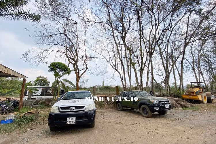 Hình ảnh về các nơi trú của những siêu xe như Bugatti Veyron, McLaren Senna, Porsche 918 Spyder hay cặp đôi Ford GT chỉ được phía Trung Nguyên tiết lộ thông qua 1 người chuyên nhập khẩu siêu xe cho mình.