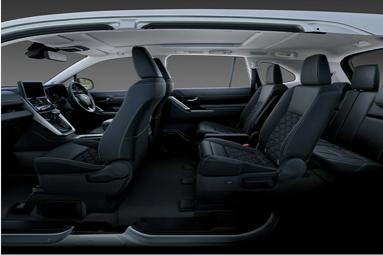 Như vậy sau khi được ra mắt và bán tại Việt Nam, Toyota Innova 2023 dự kiến cũng phải chịu mức tăng giá cùng với nhà sản xuất. Tại thị trường Ấn Độ, mẫu Toyota Innova 2023 hiện đang được lắp ráp và bán ra với mức giá dao động tương đương từ 527 - 852 triệu đồng. 