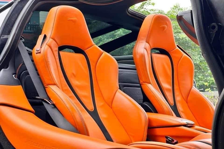 Câu hỏi lúc này đề ra là bạn thích xe mới, phong cách doanh nhân hay chủ tịch thì 2 chọn mẫu SUV và sedan, còn nếu cần sự cá tính, thể hiện với đám đông, rõ ràng, siêu xe McLaren 720S là 1 sự lựa chọn không thể hợp lý hơn.