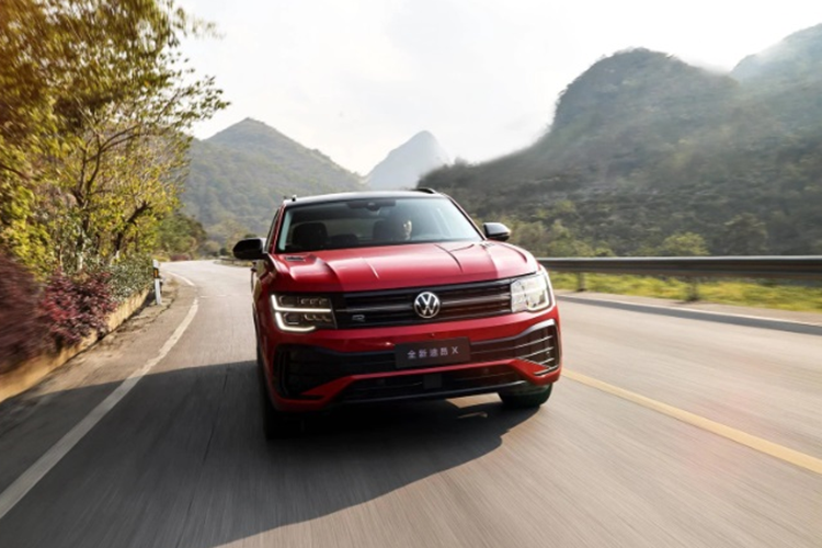 Gia xe Volkswagen Teramont X du kien khoang 2,168 ty tai Viet Nam