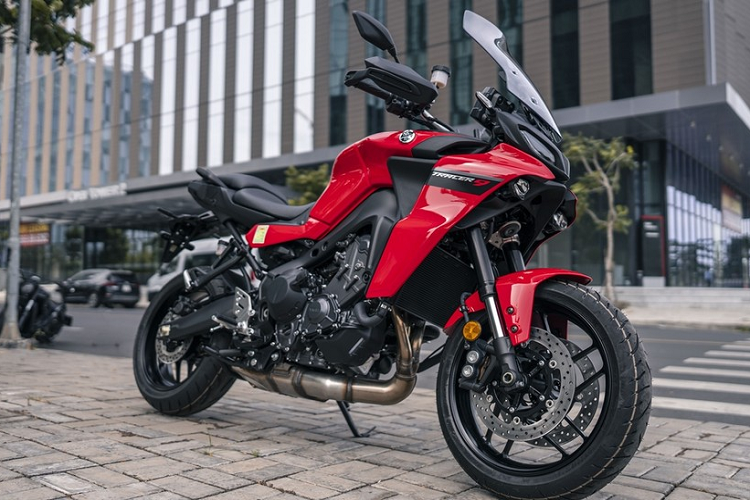 Yamaha Tracer 9 tại Việt Nam được phát triển cho những những ai muốn sở hữu 1 chiếc môtô nhiều công nghệ tiên tiến nhất, nhưng vẫn có sự thoải mái cho những hành trình dài, vì thế, không quá lời khi xem Tracer 9 GT là một trong những chiếc Sport Tourer thú vị và linh hoạt nhất do Yamaha sản xuất.
