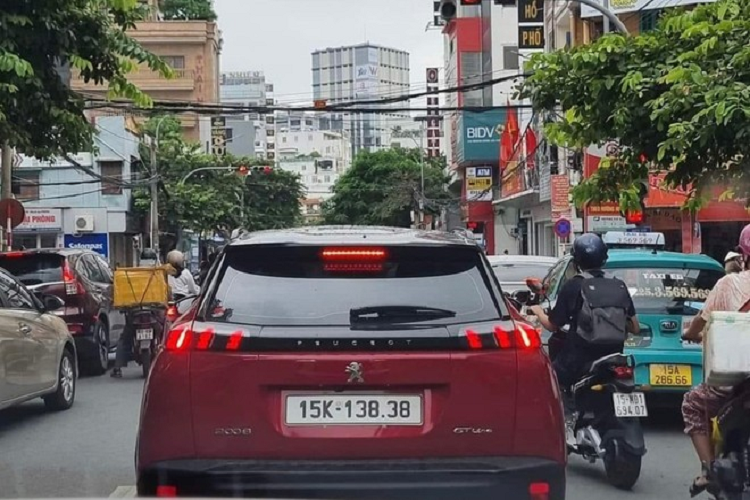 Bien so dep trong kho sap dau gia gan tren Peugeot 2008 tai Hai Phong-Hinh-2