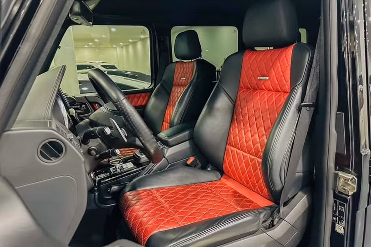 Cụ thể, công ty bán xe đã qua sử dụng đã định giá thách cưới cho chiếc SUV hạng sang Mercedes-Benz G63 AMG siêu biển ngũ quý 9 lên đến 10,999 tỷ đồng, chúng tôi xin phép được làm tròn thành 11 tỷ đồng.