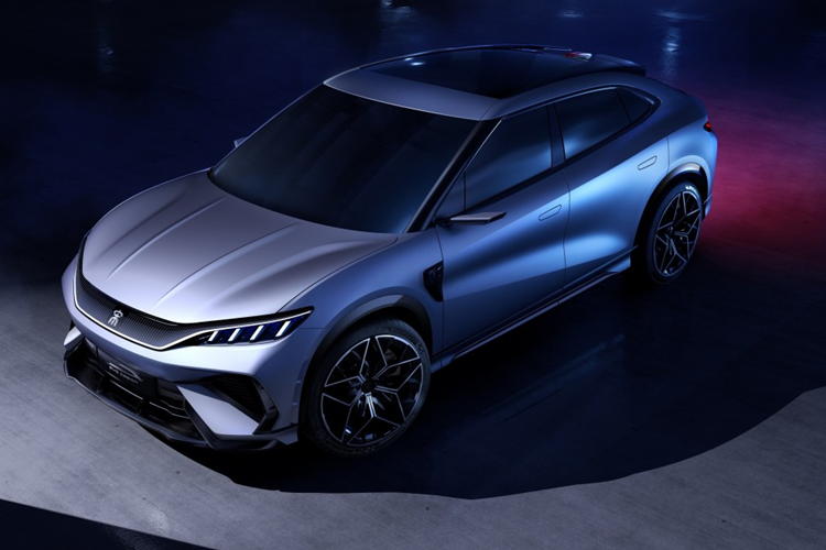 So với các sản phẩm cạnh tranh này, sức mạnh tổng thể của BYD Song L vẫn có thể thu hút được nhiều người tiêu dùng, dù là về thiết kế ngoại hình, cấu hình phong phú hay mức giá công bố hiện nay.