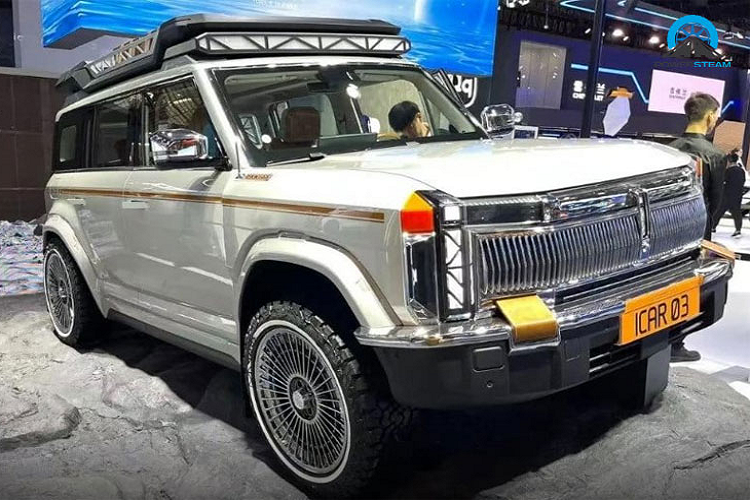 Hệ thống truyền động của iCar 03 được trang bị pin LFP của CATL. Thông số của nó vẫn chưa được tiết lộ. Tuy nhiên, trước đó Chery đưa tin mẫu SUV này sẽ có phạm vi hoạt động lên tới 500 km. Đối với động cơ điện, có một động cơ điện tử đơn công suất 135 kW (184 mã lực) nằm ở trục trước.