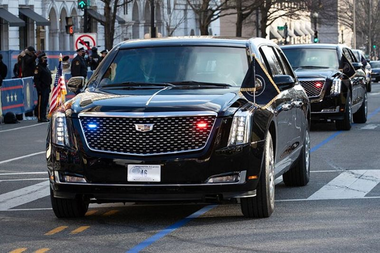 Tổng thống Mỹ Joe Biden tiếp tục nói rằng Hồng Kỳ N701 giống như chiếc Cadillac của riêng ông , được biết đến với cái tên “The Beast”. Do tầm quan trọng của hai chiếc xe này nên hầu hết các chi tiết đều không được công bố.