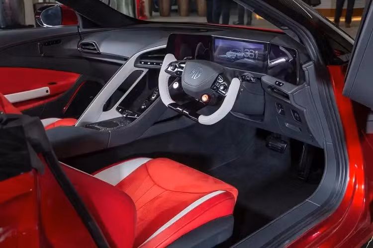 Dưk tính, mẫu xe thể thao điện MG Cyberster 2024 hoàn toàn mới này sẽ chính thức bán ra tại thị trường Vương quốc Anh và sau đó là Châu Âu vào mùa hè năm 2024... và một số thị trường tiềm năng khác.