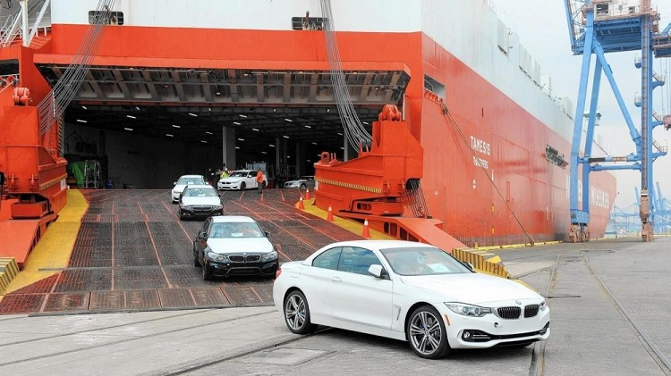 Nguoi Viet chi gan 4 ty USD mua xe oto nhap khau trong nam 2022