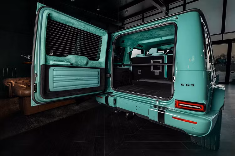 Ngoài bản nâng cấp này, Carlex Design từng giới thiệu không ít bản nâng cấp đặc biệt cho Mercedes-AMG G63 như Yatching Edition, Racing Edition hay 40th Anniversary Edition.