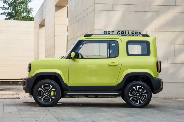 Theo nguồn tin từ đại lý, trong năm sau, mẫu SUV điện cỡ nhỏ Baojun Yep có thể sẽ được đưa về ra mắt Việt Nam. Hiện chưa rõ Baojun Yep tại Việt Nam sẽ được bán dưới dạng xe nhập khẩu nguyên chiếc hay lắp ráp nội địa. Trong khi đó, Wuling Hongguang Mini EV đang được TMT lắp ráp ở nhà máy tại Hưng Yên.