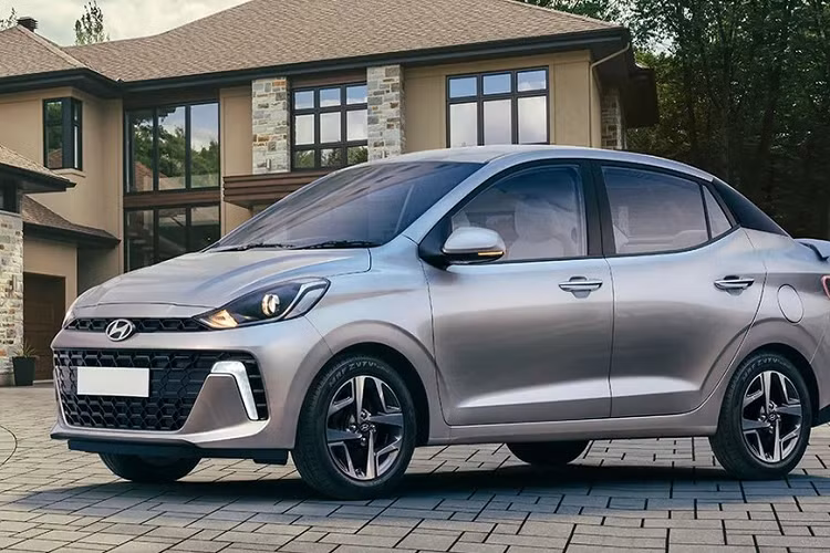 Không chỉ hé lộ phiên bản mới của mẫu xe hatchback đô thị Grand i10 ở thị trường Ấn Độ, hãng xe Hàn còn vén màn cả Hyundai Aura 2023 mới trước thềm triển lãm Auto Expo năm nay. 