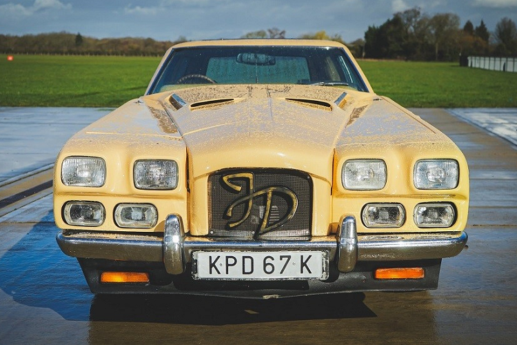 Tuy nhiên, khác với Merlin, động cơ Meteor không được trang bị công nghệ siêu nạp. Chẳng bao lâu sau đó, ông Jameson đã bán phần khung gầm của The Beast cho John Dodd - một chuyên gia về hộp số tự động. Ông Dodd đã độ lại hộp số 3 cấp của General Motors cho chiếc xe này.