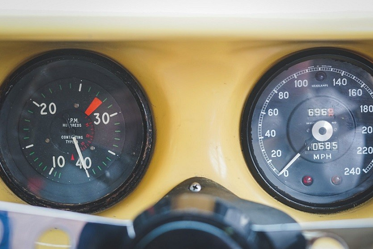 Vào tháng 12/2022, ông Dodd đã qua đời và gia đình ông vẫn giữ lại chiếc xe. Tuy nhiên, vào ngày 9/3/2023 tới đây, chiếc xe đặc biệt này sẽ được bán đấu giá trực tuyến. Với động cơ xe tăng có dung tích 27 lít và việc ông Dodd chỉ cần nội thất 2 chỗ ngồi nên The Beast sở hữu nắp ca-pô "dài miên man". Thiết kế này mang đến ngoại hình độc lạ cho xe.