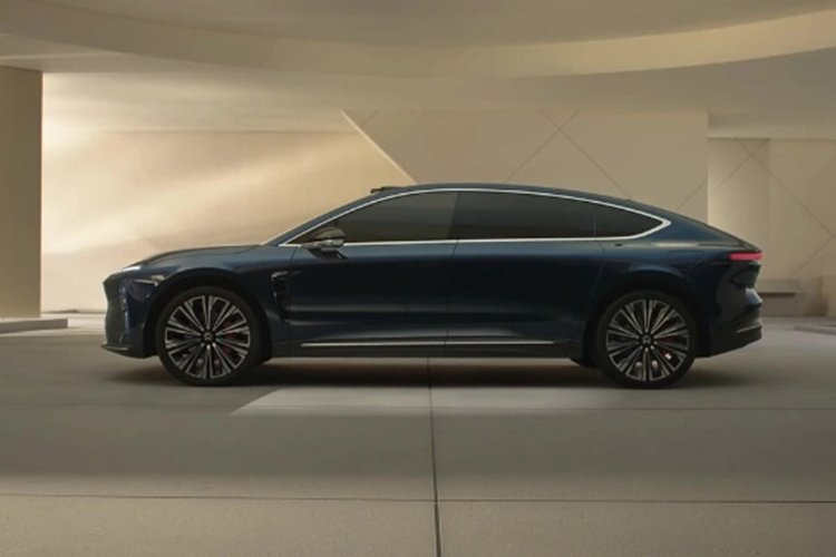 Mẫu xe này dùng nền tảng khung gầm thế hệ thứ ba của Nio, với kết cấu 900V lần đầu tiên có trên xe Trung Quốc, hoạt động ở điện áp cao nhất 925V, cho phép xe sạc siêu nhanh với công suất cao nhất 600kW và dòng điện cao nhất 765A.