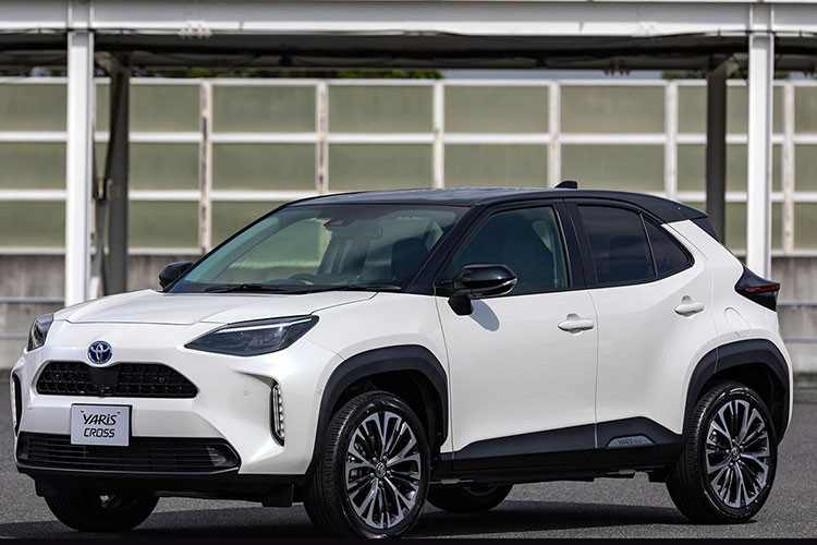 Khi về Việt Nam, Toyota Yaris Cross 2023 sẽ cùng đàn anh Corolla Cross đối đầu với những mẫu SUV cỡ B như Hyundai Creta, Kia Seltos và Honda HR-V.