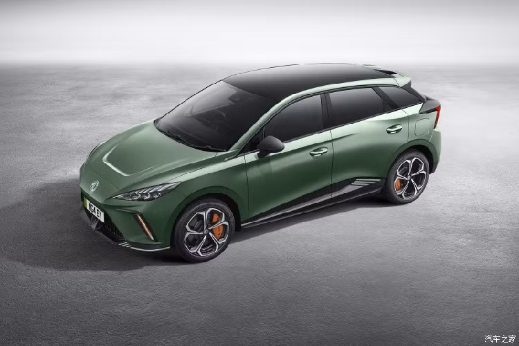 Khi mà người tiêu dùng trong nước còn đang chờ đợi sự xuất hiện của MG4 Electric 2023 mới, hãng xe có xuất xứ từ Anh quốc vừa mới công bố hình ảnh chính thức của MG4 XPower, có thể xem là phiên bản hiệu suất cao cho dòng xe điện này, MG cho biết, MG4 XPower sẽ được ra mắt tại Goodwood Festival of Speed năm nay.