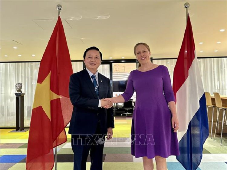 Phó Thủ tướng Trần Hồng Hà thăm và làm việc tại Hà Lan Pho Thu tuong Tran Hong Ha tham va lam viec tai Ha Lan