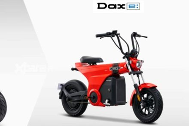 Ngoài ra, xe còn được trang bị cả bàn đạp để người điều khiển dùng khi hết pin giữa đường. Hiện chưa có thông tin về mức giá bán Honda Cub e: ở Việt Nam. Tham khảo mức giá tại Trung Quốc, mẫu xe này được phân phối với 4 tùy chọn về màu sắc, gồm màu vàng, trắng, xám và đỏ, đi kèm giá bán từ 5.999 NDT (tương đương 20,5 triệu VNĐ).