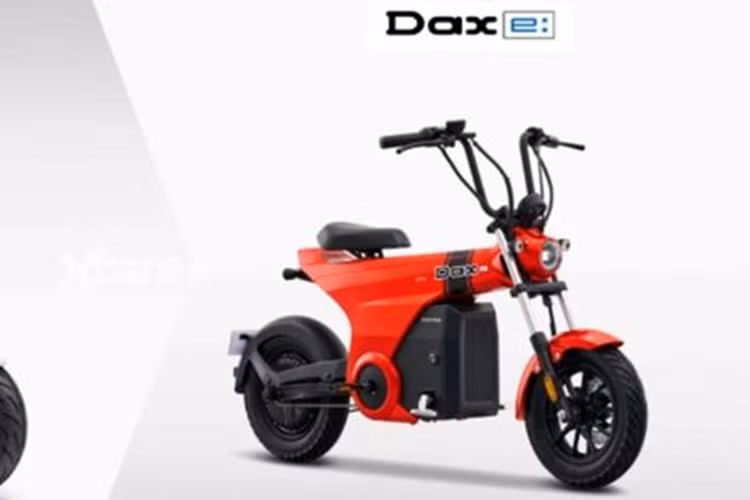 Ngoài ra, xe còn được trang bị cả bàn đạp để người điều khiển dùng khi hết pin giữa đường. Hiện chưa có thông tin về mức giá bán Honda Cub e: ở Việt Nam. Tham khảo mức giá tại Trung Quốc, mẫu xe này được phân phối với 4 tùy chọn về màu sắc, gồm màu vàng, trắng, xám và đỏ, đi kèm giá bán từ 5.999 NDT (tương đương 20,5 triệu VNĐ).