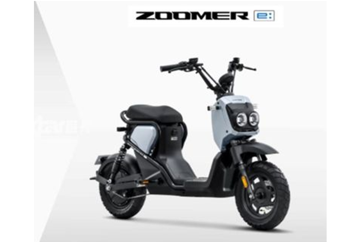 Tại Trung Quốc, mẫu xe này có giá khởi điểm ngang bằng với Cub e:. Trong khi đó, Honda Zoomer e: sở hữu khối động cơ điện công suất 350W, đi kèm cụm pin 40V/24Ah. Mẫu xe này có quãng đường di chuyển khoảng 90km với tốc độ tối đa 25km/h. Giá bán tham khảo của mẫu xe này là 6.099 NDT tại Trung Quốc, tương đương 20,8 triệu VNĐ.