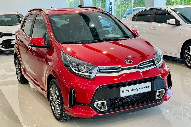 Trên trang web của Kia Philippines, Morning (hay còn gọi là Picanto) đã lặng lẽ biến mất. Đây là tín hiệu cho thấy mẫu xe hatchback hạng A này bị "khai tử" tại thị trường Philippines. Trong một thời gian dài, Morning đã đóng vai trò như mẫu xe nhỏ nhất của thương hiệu Kia ở thị trường Đông Nam Á này.