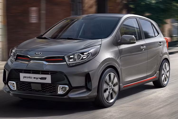 Tuy nhiên, hãng Kia không có kế hoạch ra mắt Kia Morning 2024 ở Philippines. Không chỉ Kia mà thương hiệu cùng tập đoàn Hyundai cũng áp dụng chính sách bán hàng tương tự tại Philippines, đó là loại bỏ các mẫu ô tô con cỡ nhỏ, thay bằng xe gầm cao như crossover và MPV.