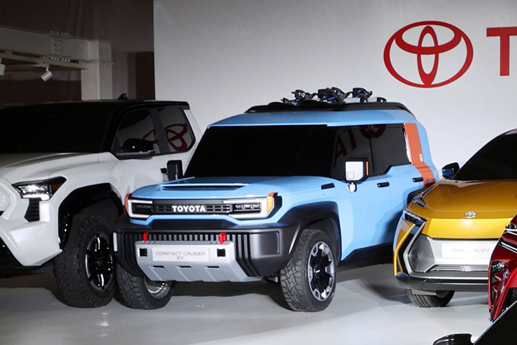 Phiên bản mild hybrid của Toyota Land Cruiser Prado 2024 dùng động cơ diesel 4 xi-lanh thẳng hàng, tăng áp, dung tích 2.8L quen thuộc, tạo ra công suất tối đa 201 mã lực cùng mô-men xoắn cực đại 500 Nm. Phiên bản này sẽ được bán ở thị trường Úc và Tây Âu.